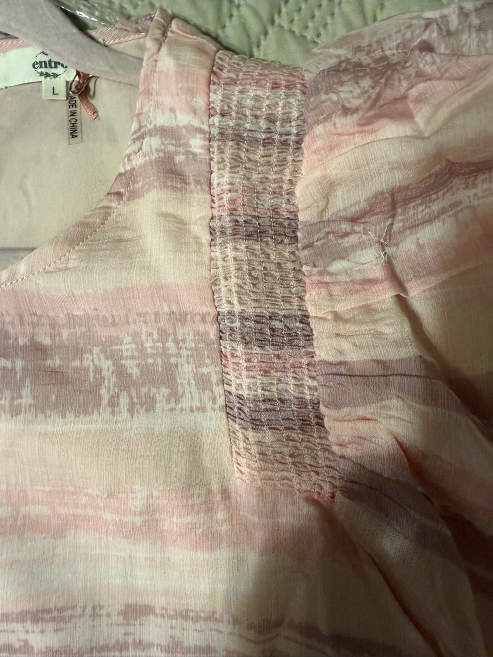 Entro Watercolor Pink Striped Puff Sleeve Blouse NWT large - Picture 4 of 5